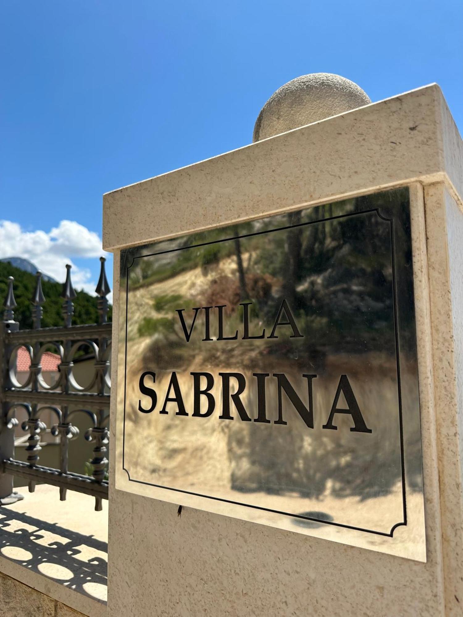 Apartments - Villa Sabrina Brela Eksteriør billede